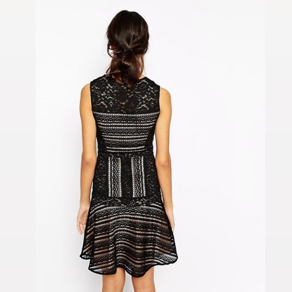 BCBGMAXAZRIA Jalina Dress in Black Lace - Small - Picture 4 of 10